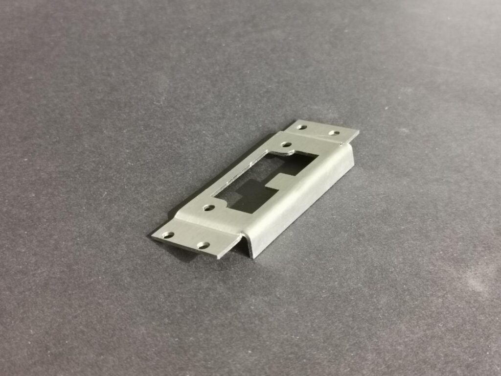 gięcie CNC lestermet.pl